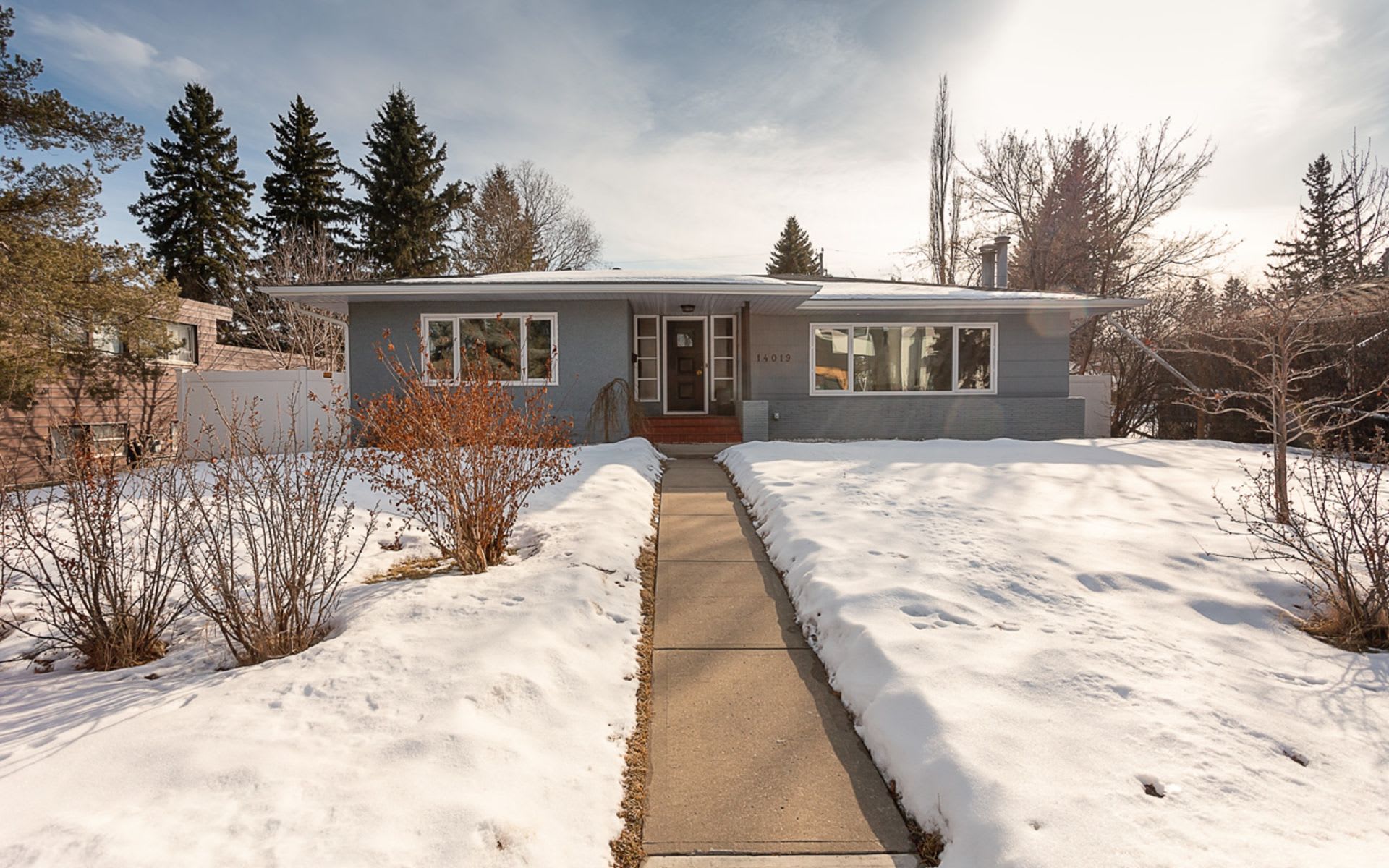 14019 101A ave