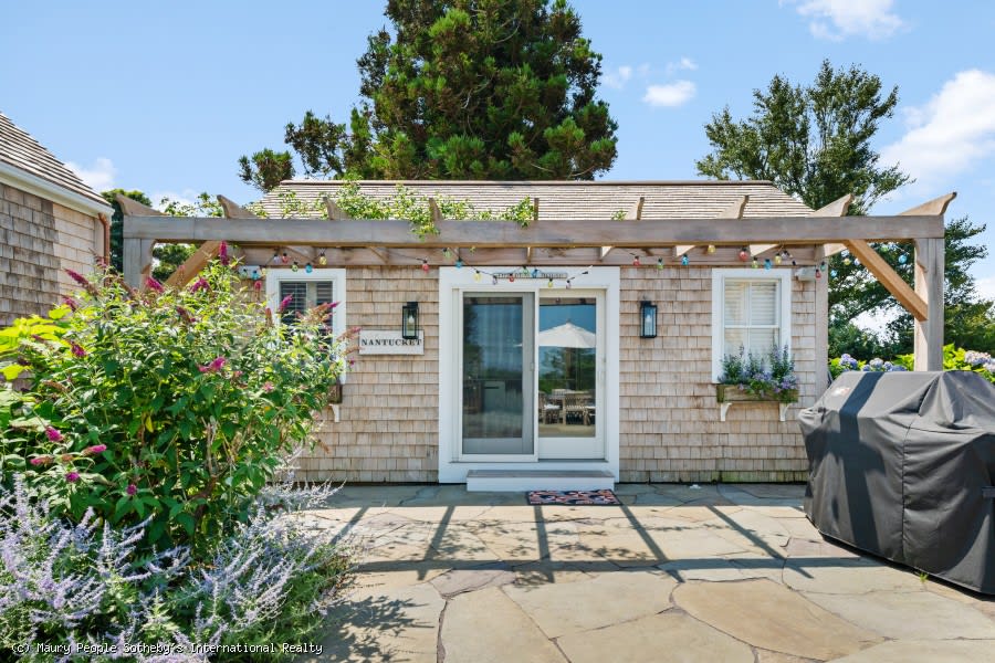 11 Primrose Ln