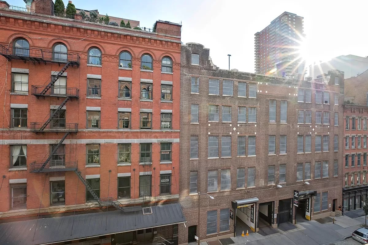53 North Moore Street #4A
