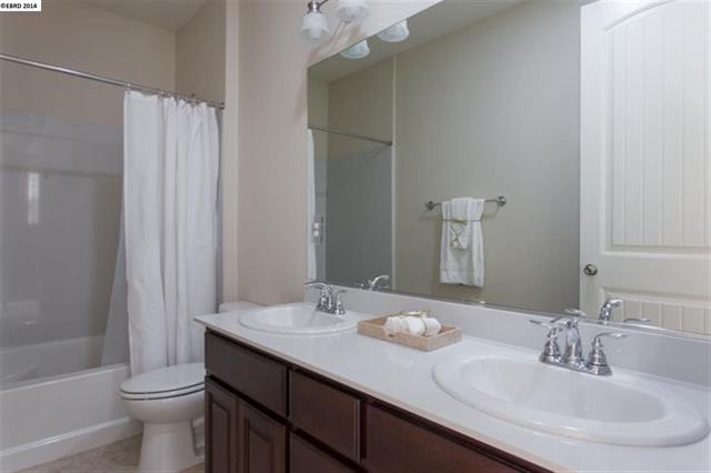 6314 Rocky Point Ct, Oakland, CA 94605