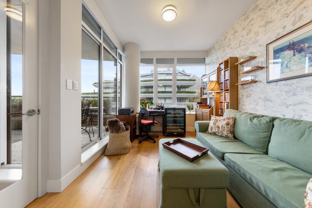 504-866 Arthur Erickson Pl