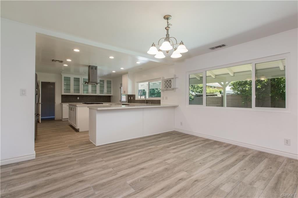 16834 Klee St Northridge, CA
