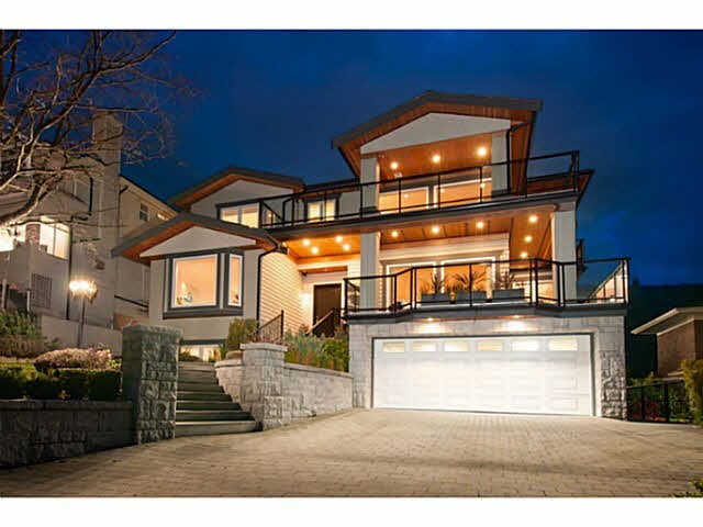 2587 Ottawa Ave