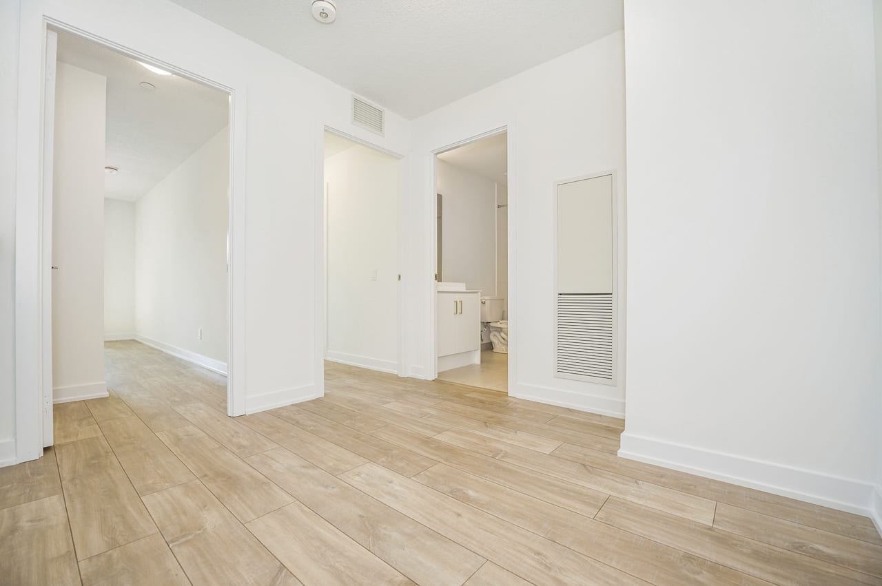 251 Manitoba St Unit: 117