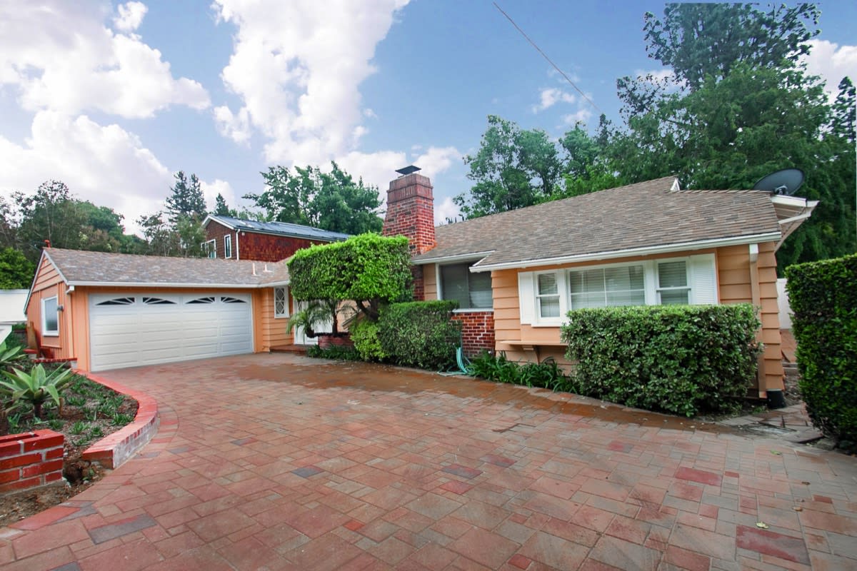 11258 Canton Dr Studio City, CA