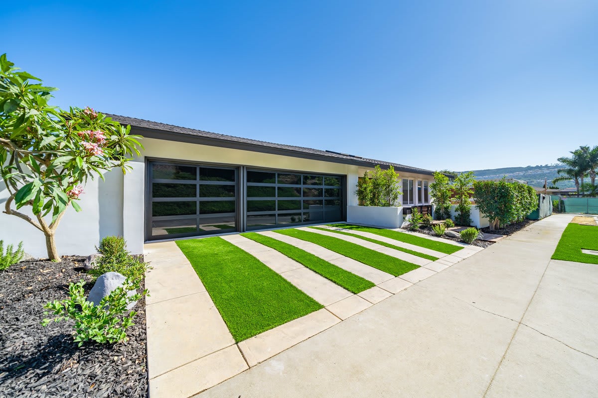 23912 Hillhurst Drive