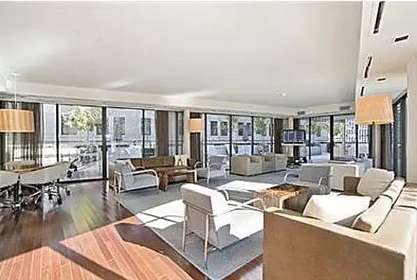 1 Wall Street Court	Unit: 206