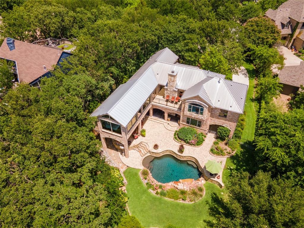 2907 Peninsula Dr