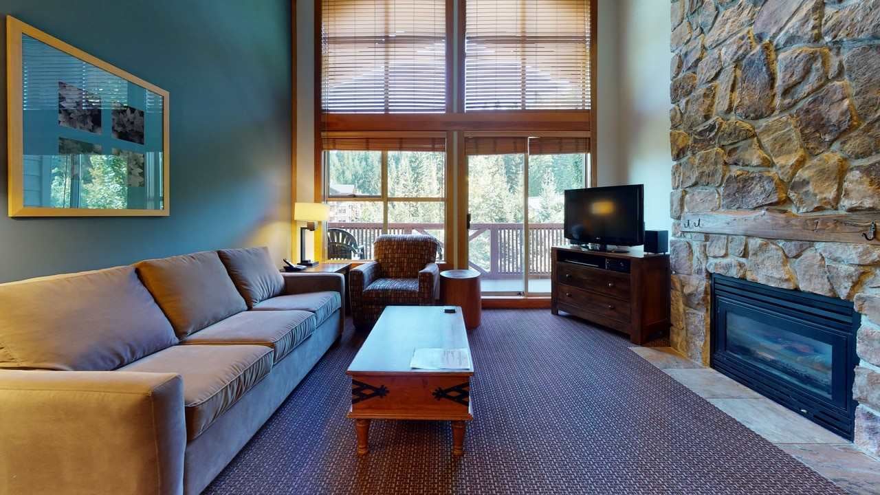 314D-2036 London Lane