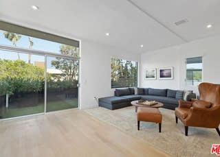 507 Orlando Ave, Unit 301