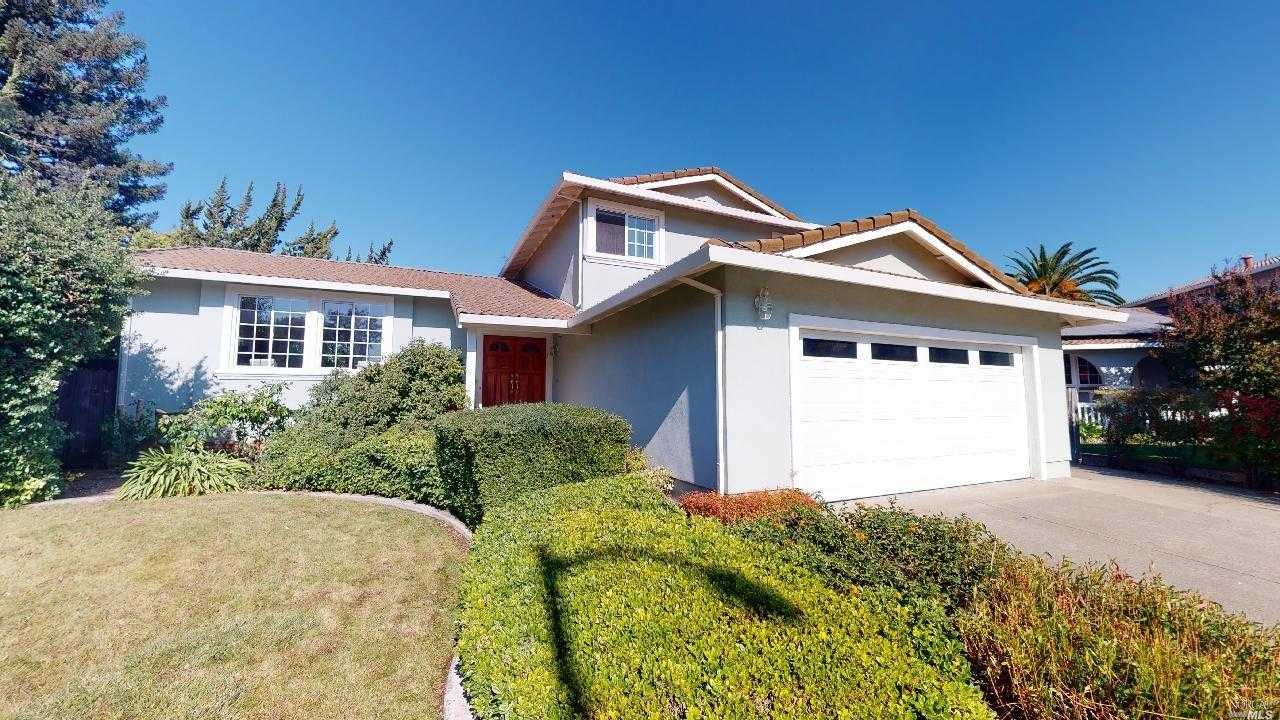1120 Ellen Court