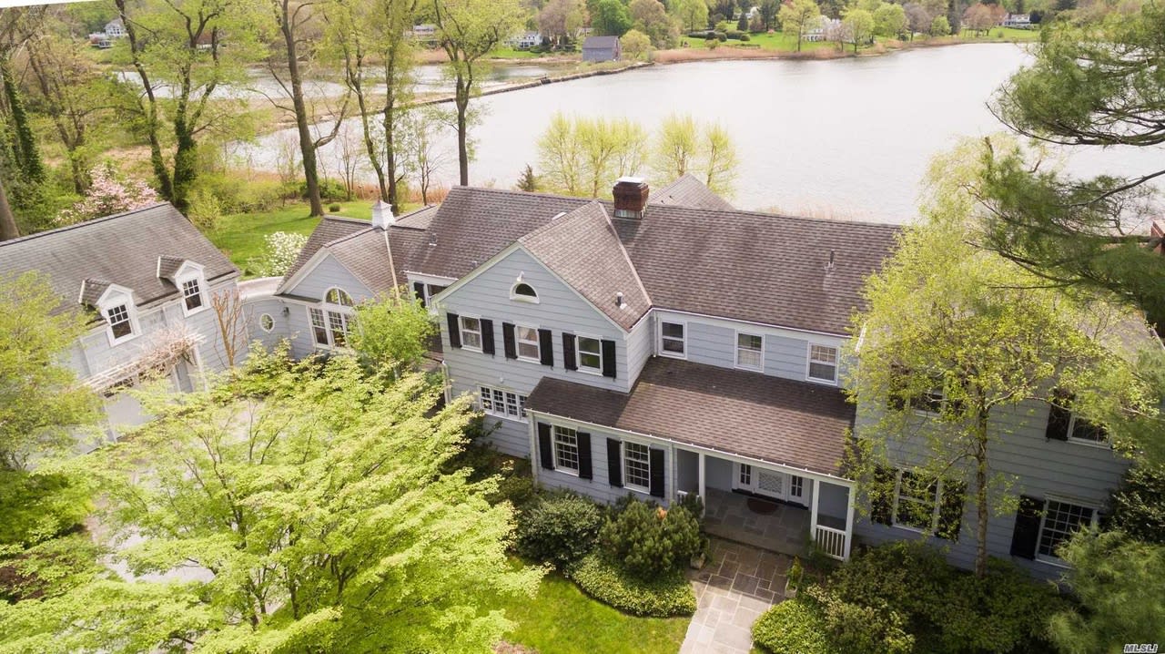 303 Southdown Rd