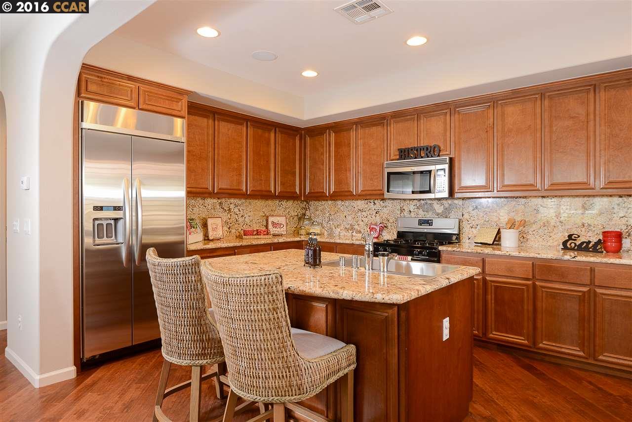 3121 Cedarwood Loop