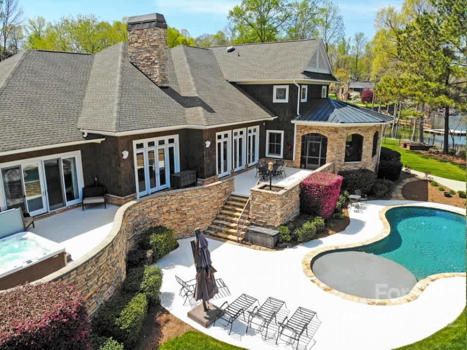 2514 Smith Harbour Dr