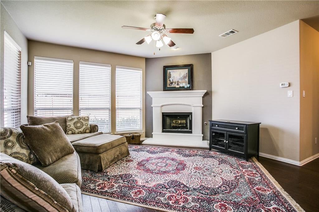 2709 Triangle Leaf Dr