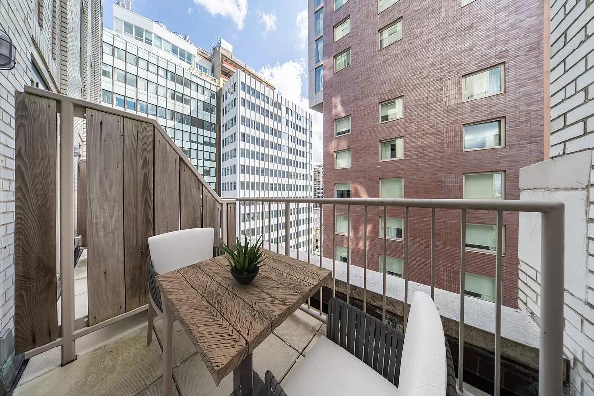 116 John Street, Apt 2312