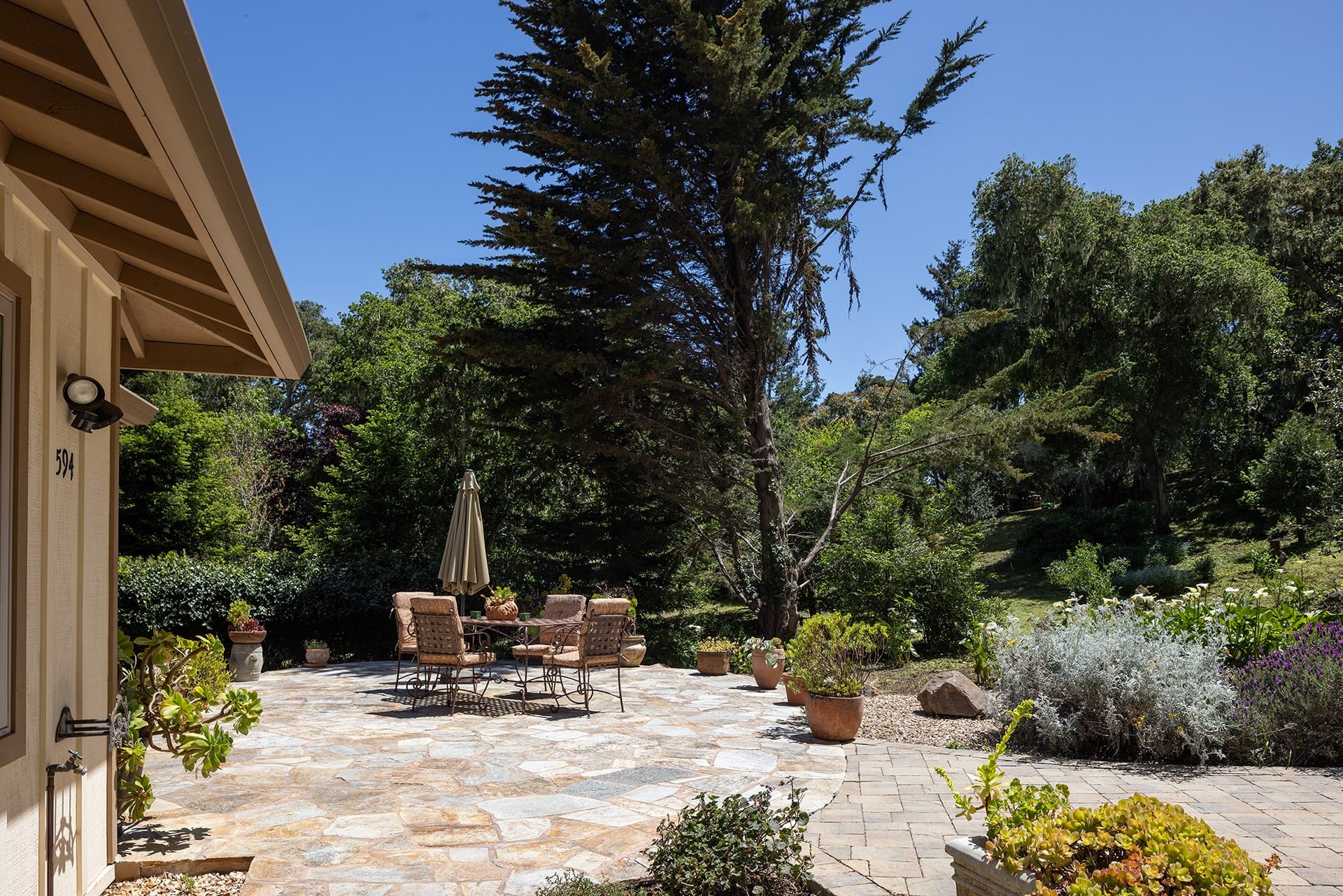 594 Viejo Road