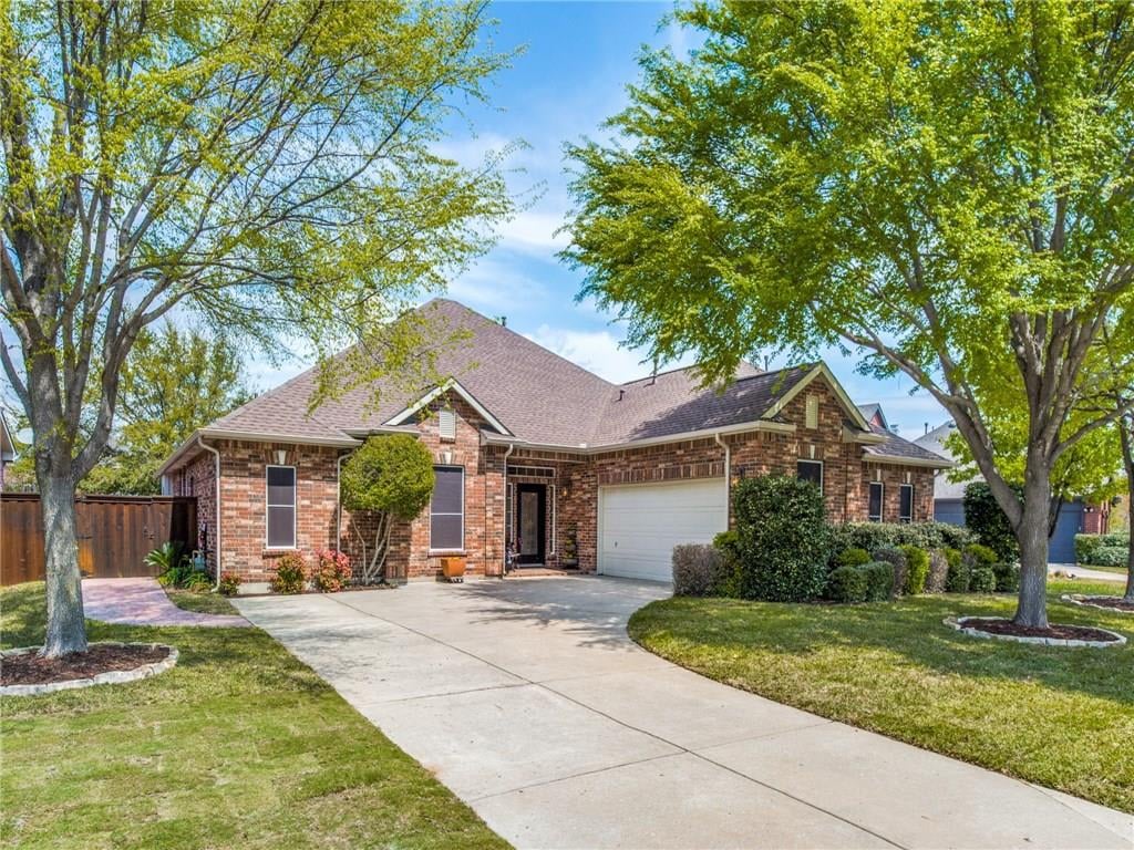 3908 Maverick Trail