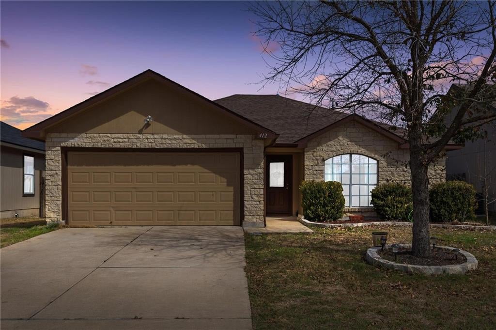 412 Copper Ln, Jarrell, Texas 76537