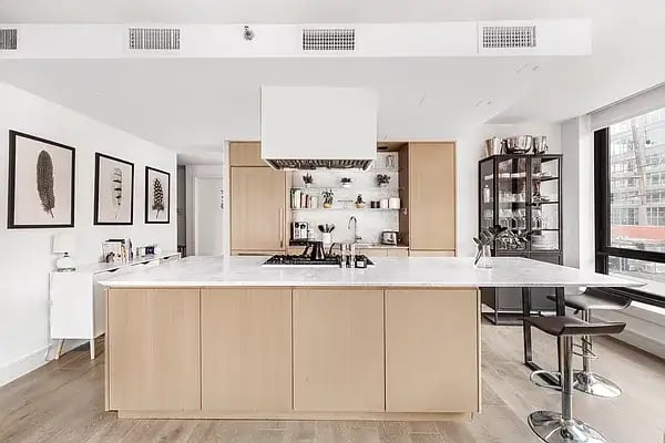 50 Greenpoint Avenue Unit: 2G