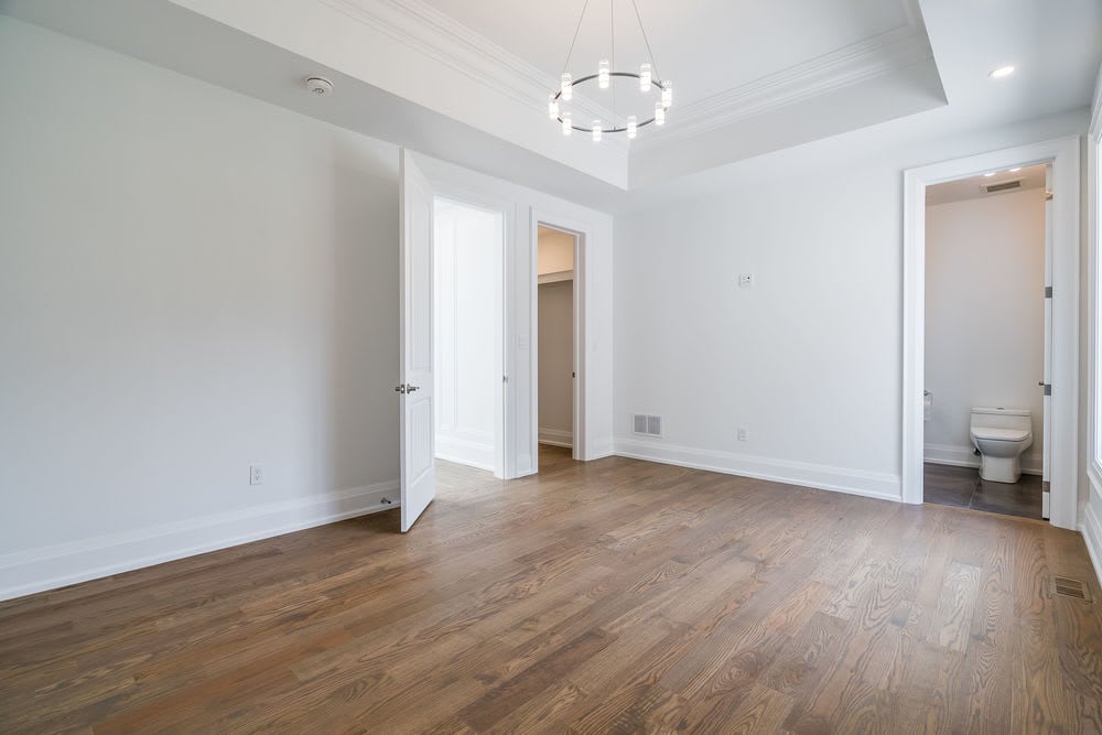 1051 Lorne Park Road