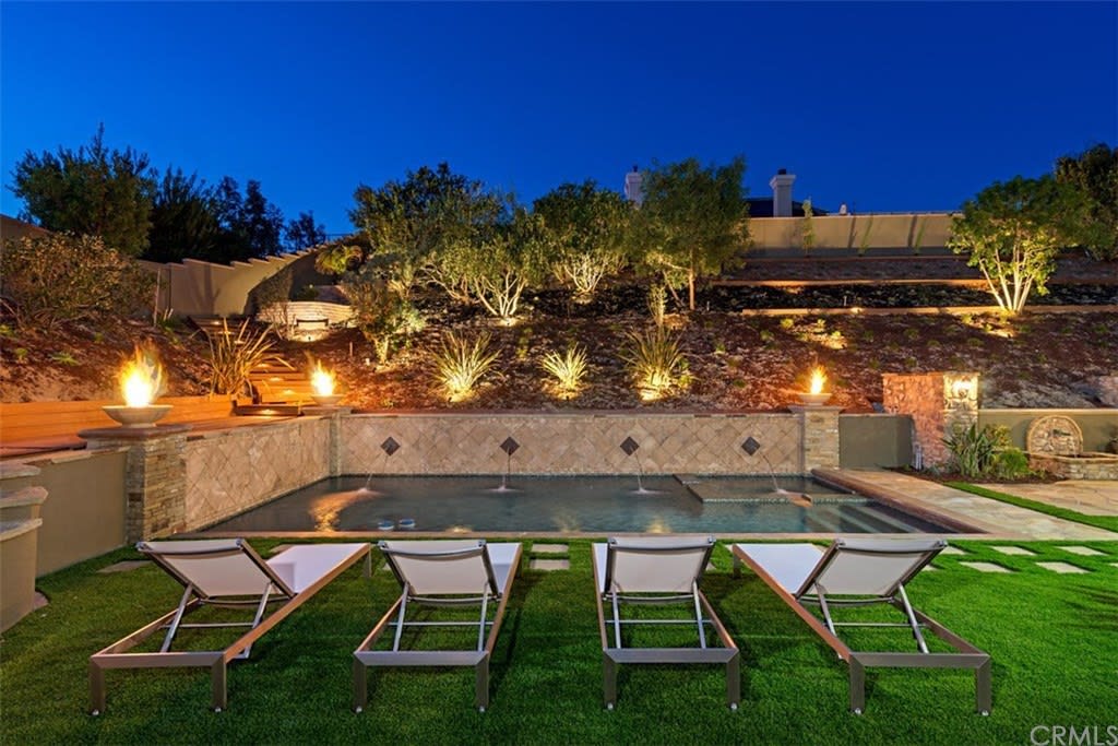 25251 Mustang Drive