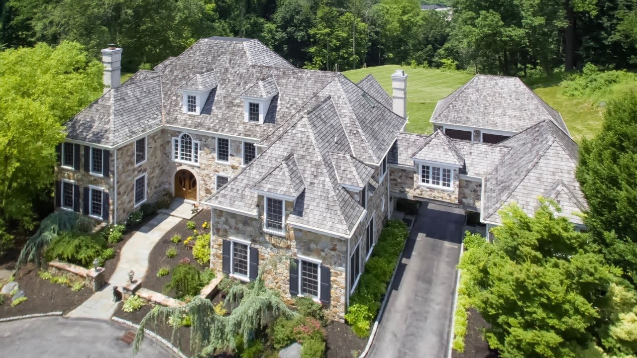 1300 Valley Road, Villanova