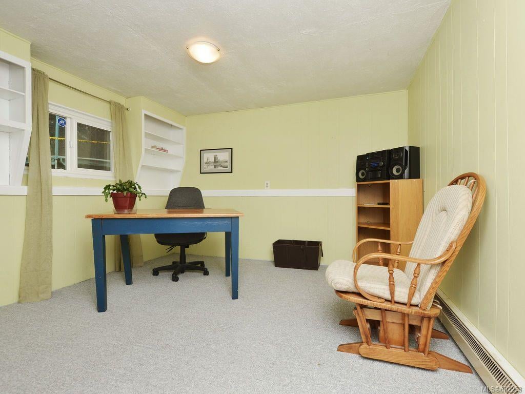 566 Ledsham Rd, Colwood