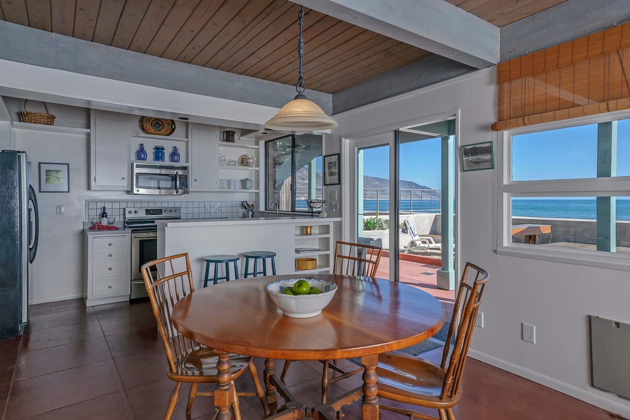 3924 Pacific Coast Hwy
