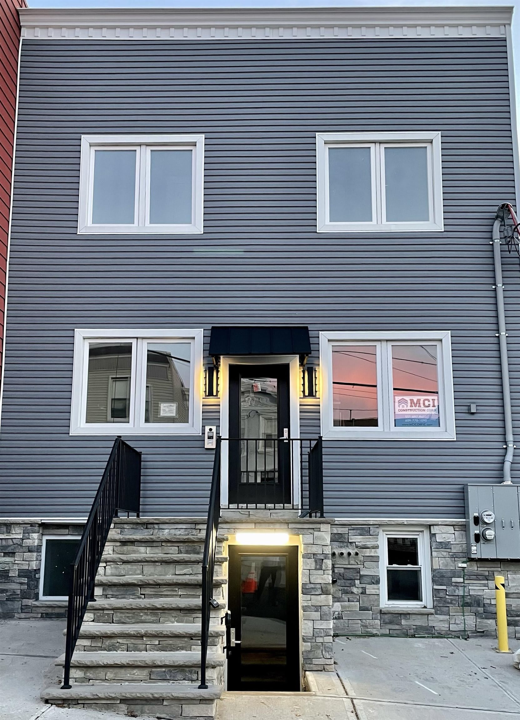 201 Zabriskie St