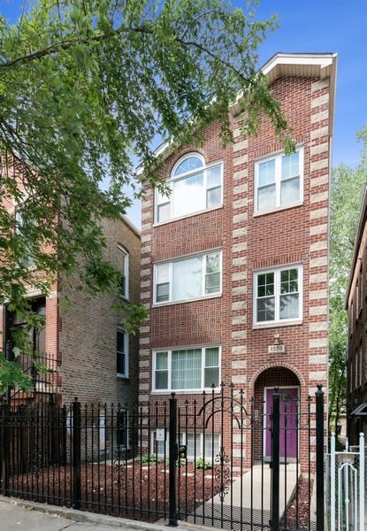 1320 N Greenview Ave , Chicago, IL 60642