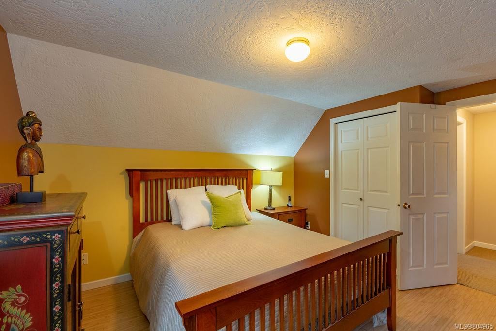 1235 Glyn Rd
