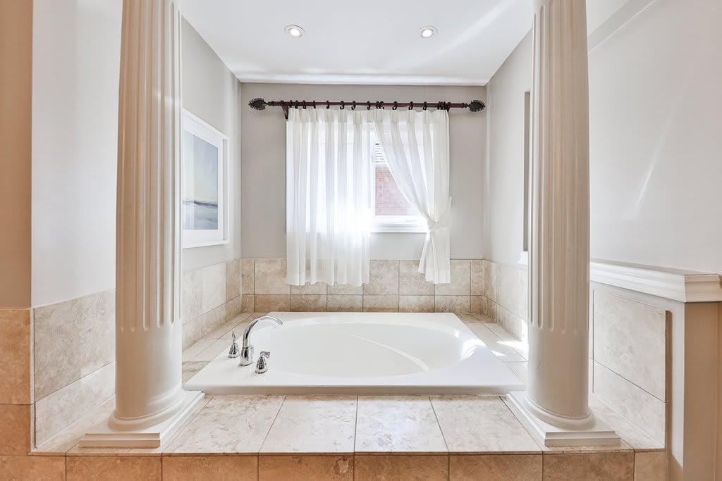74 Spring Azure Crescent, Oakville
