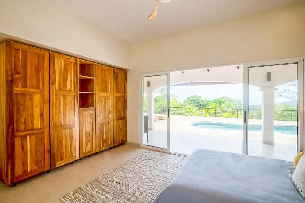 Casa Blanca: Luxury Oceanview 4 Bedroom Uvita Home
