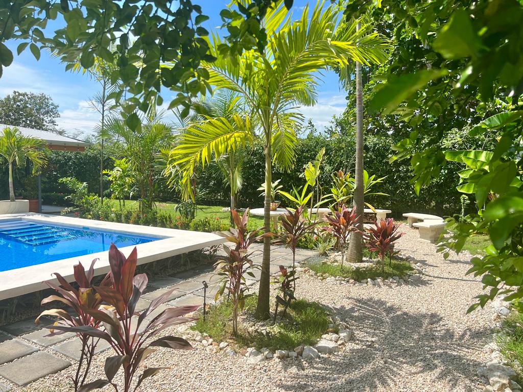 Quepos Surf House with Private Pool