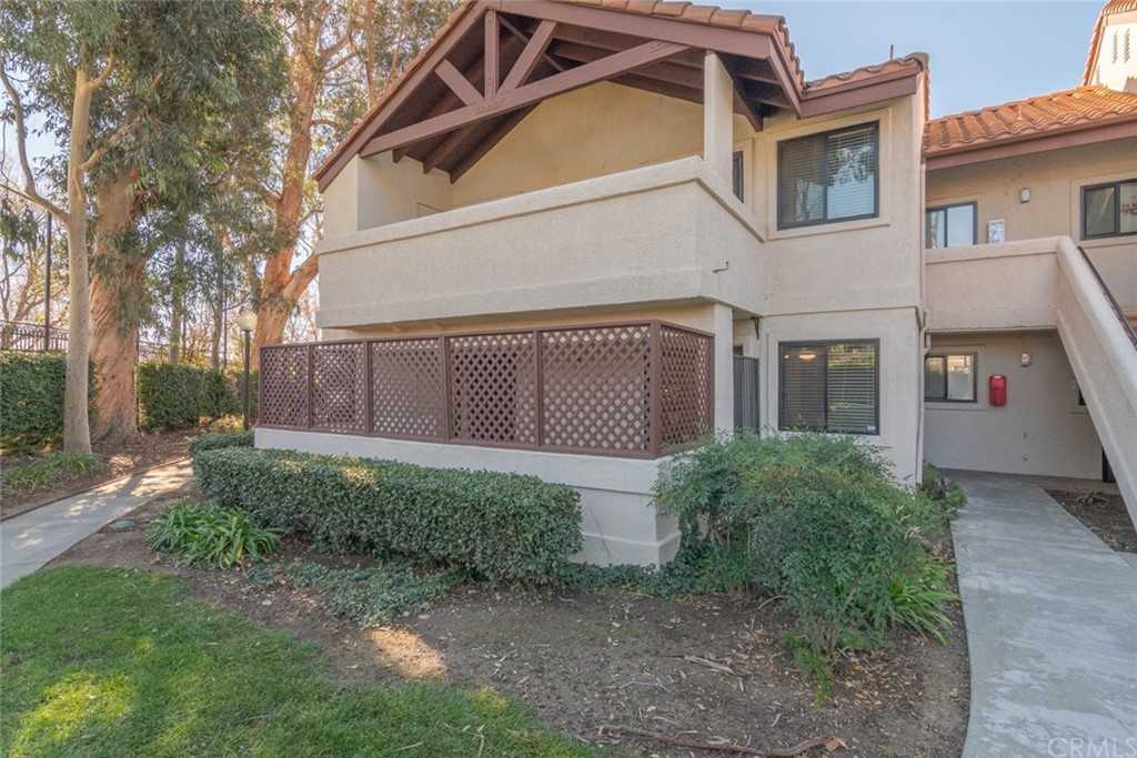 8315 Vineyard Ave #5