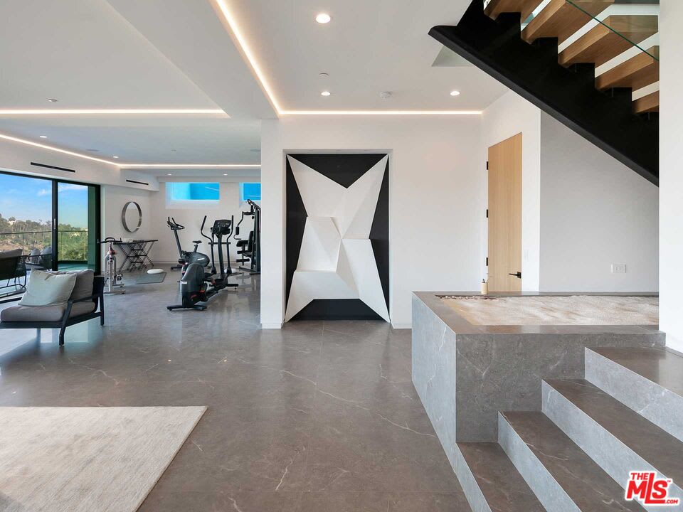 Legacy House