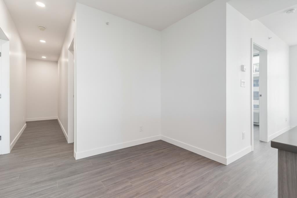 2209-13615 Fraser Hwy