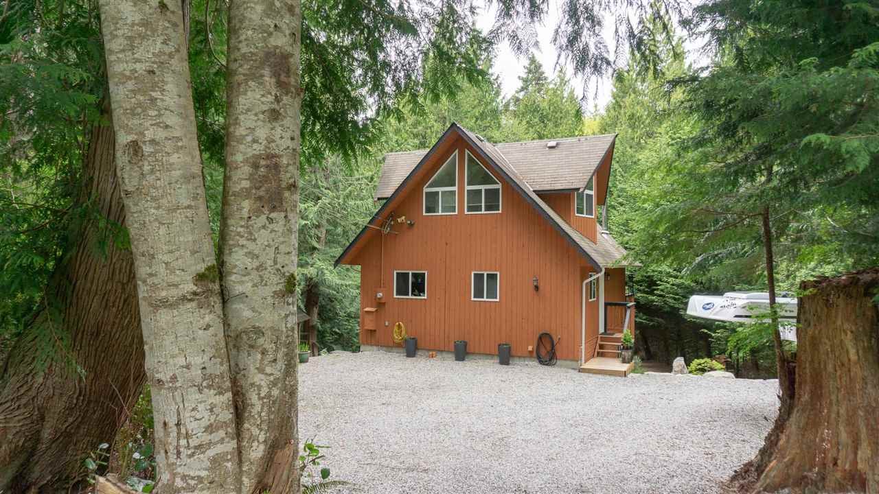 5557 Riley Road, Halfmoon Bay