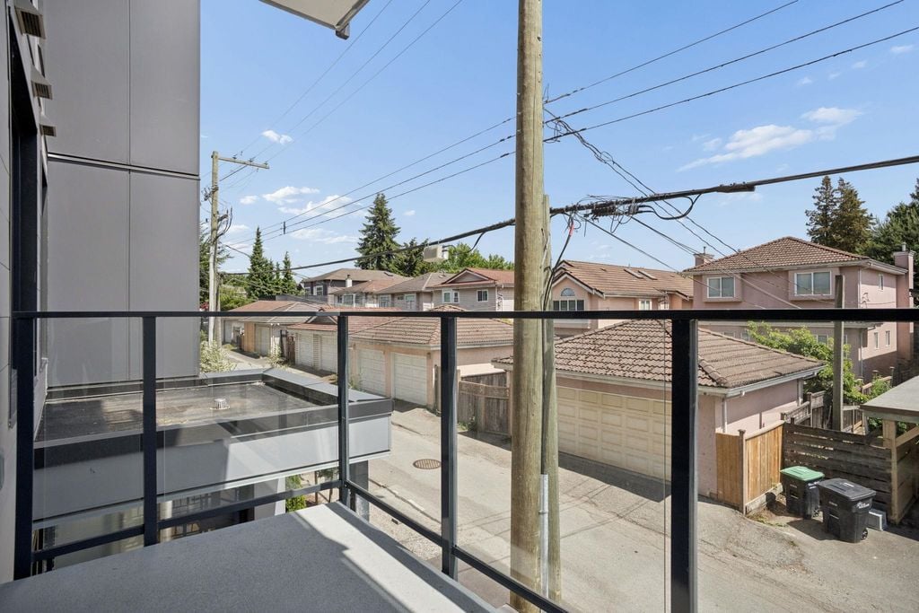 8398 Oak Street 202, Vancouver
