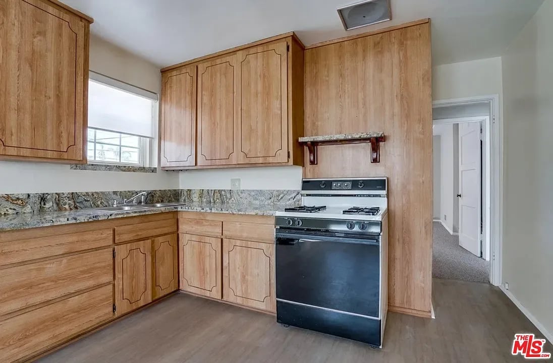1259 S Crescent Heights Blvd