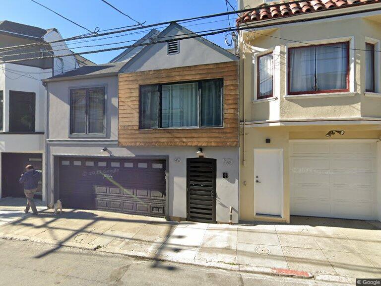 48 Pond St