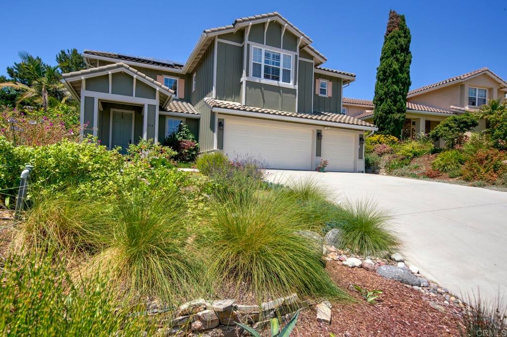 914 Merlo Ct
