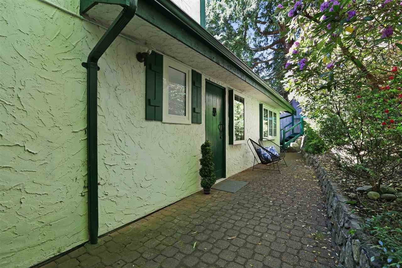 230 Mountain Dr