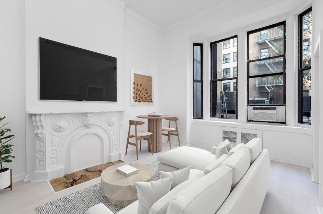 336 West 46th Street, Apt 2-R