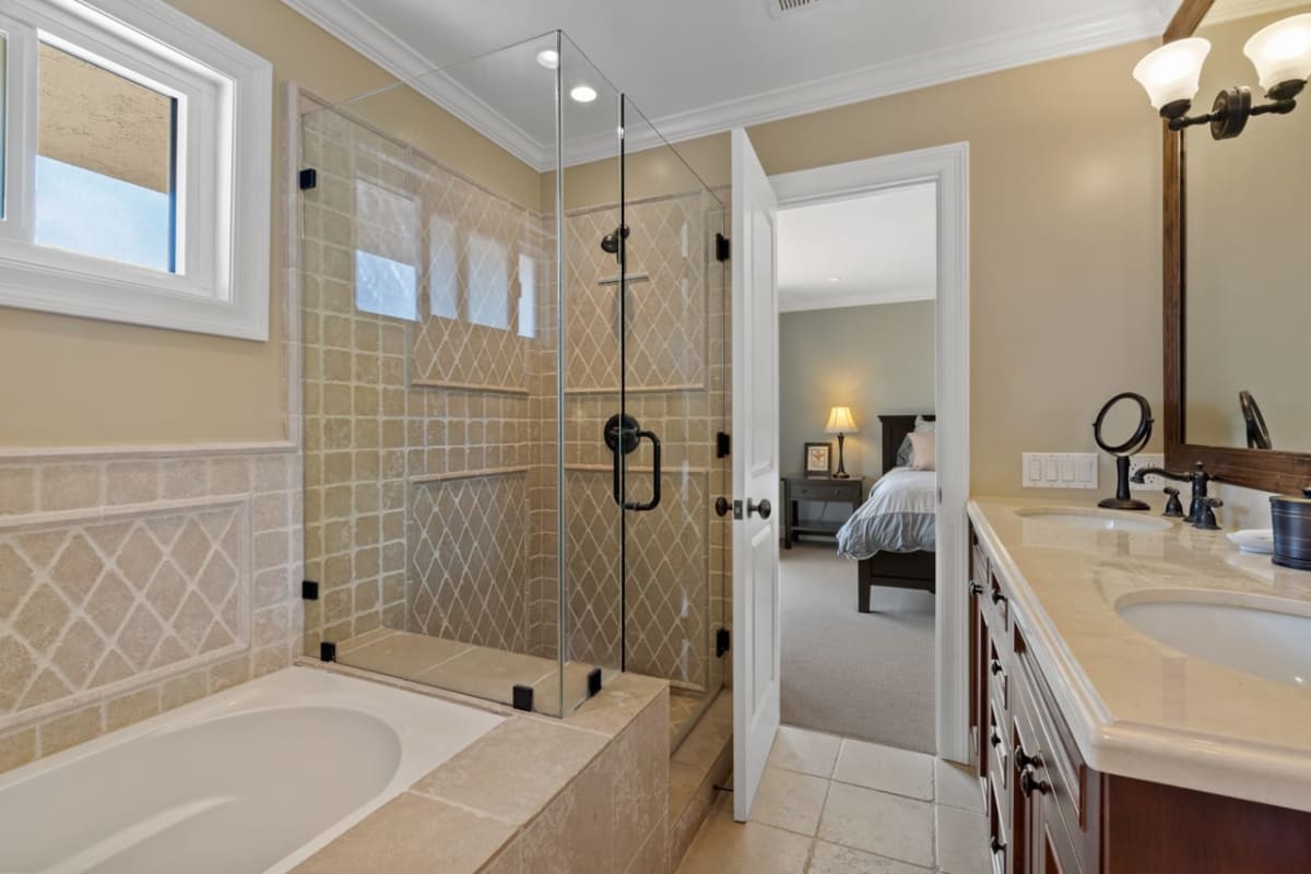769 Ocean Surf Dr
