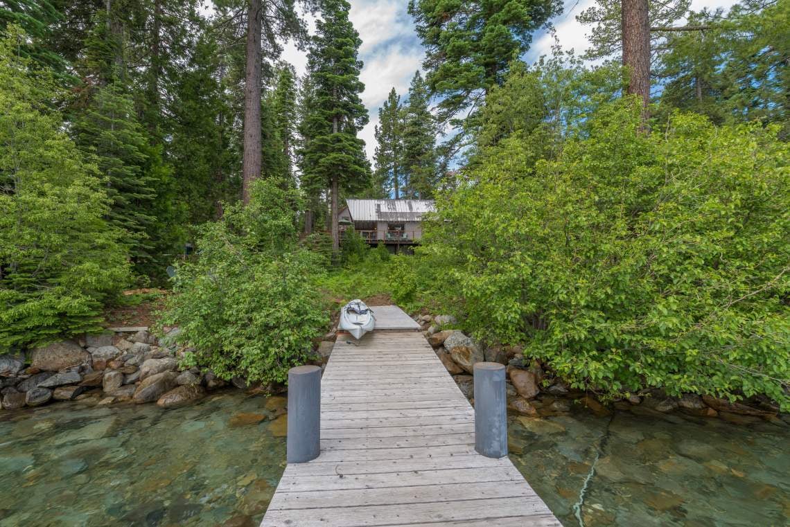 West Shore Lakefront With Private Pier & Buoy