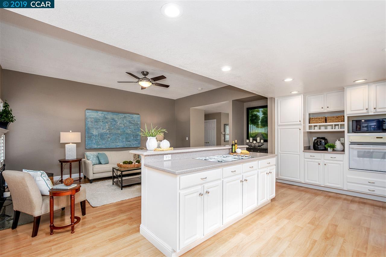 649 Adobe Dr