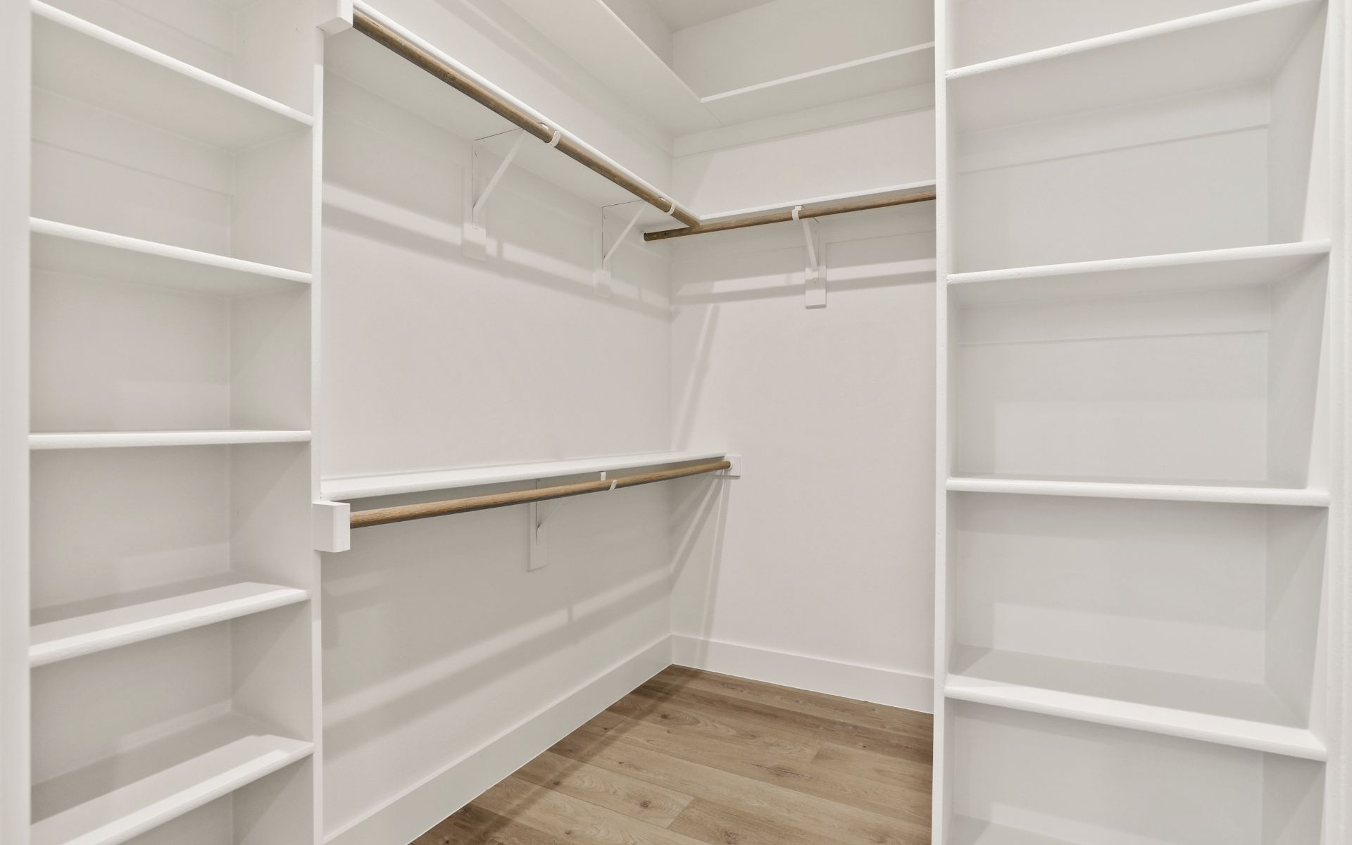 1855 Summit Ave, #103