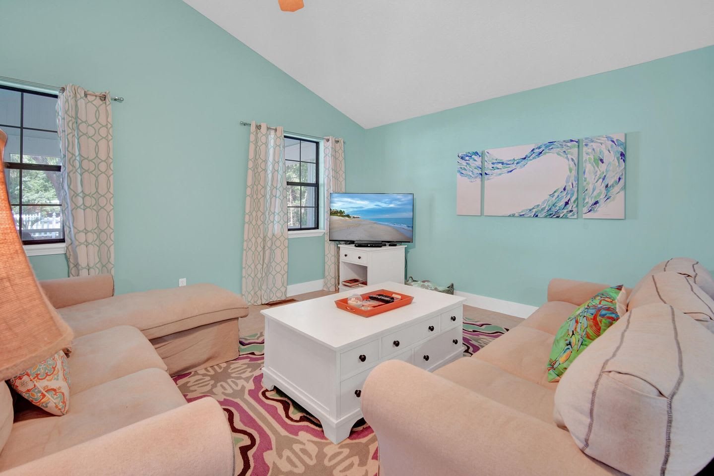 465 Seacrest Dr